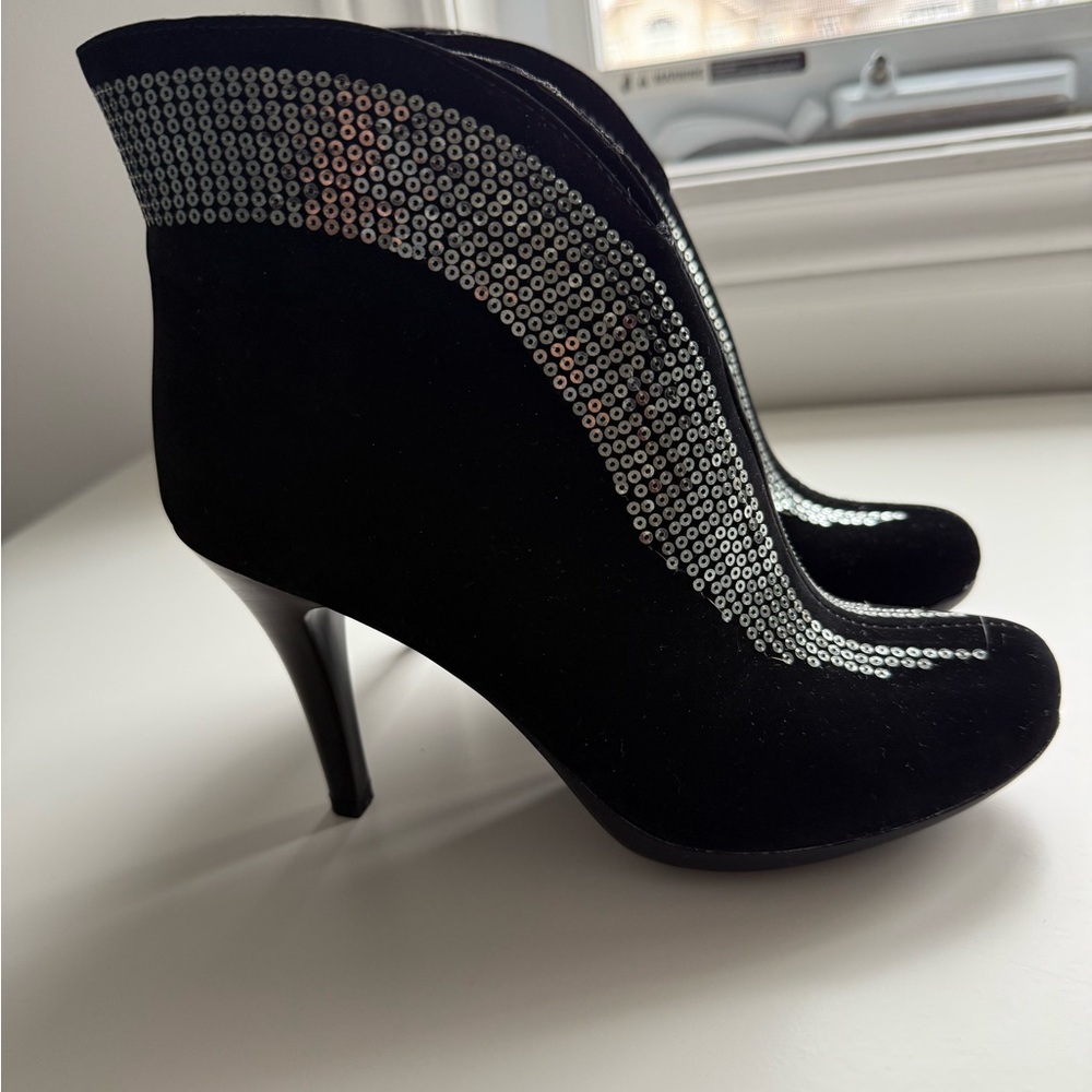Elegant Black Sequin Ankle Boots